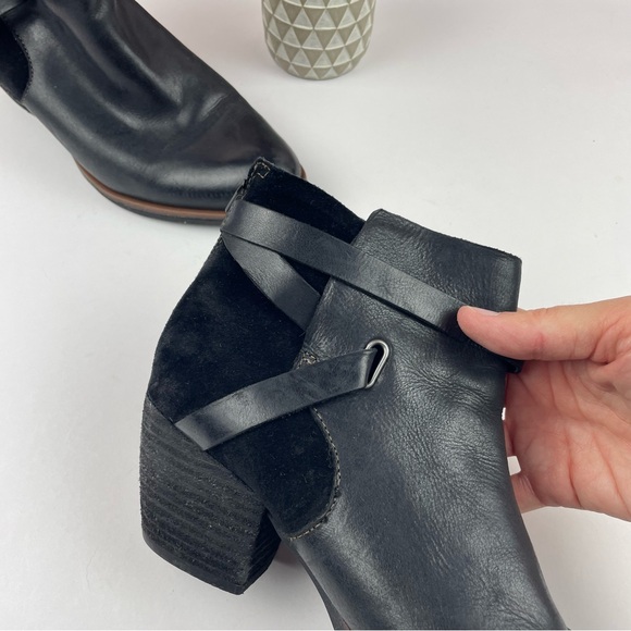 Korks Black Leather Bootie Boots Ankle Shoes Women Size 8M - Picture 5 of 9